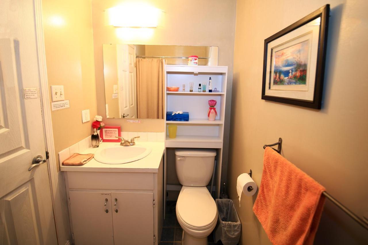 Jenny Guest House Yellowknife Buitenkant foto