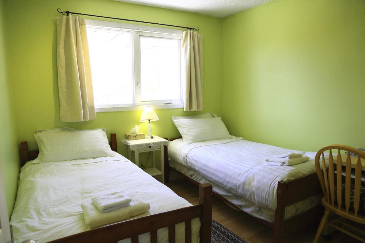 Jenny Guest House Yellowknife Buitenkant foto