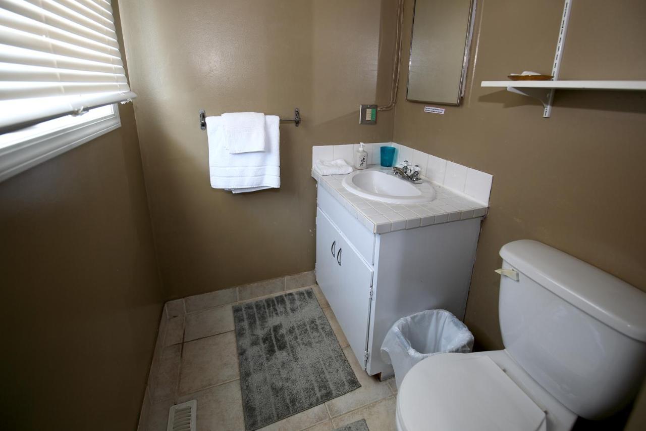 Jenny Guest House Yellowknife Buitenkant foto