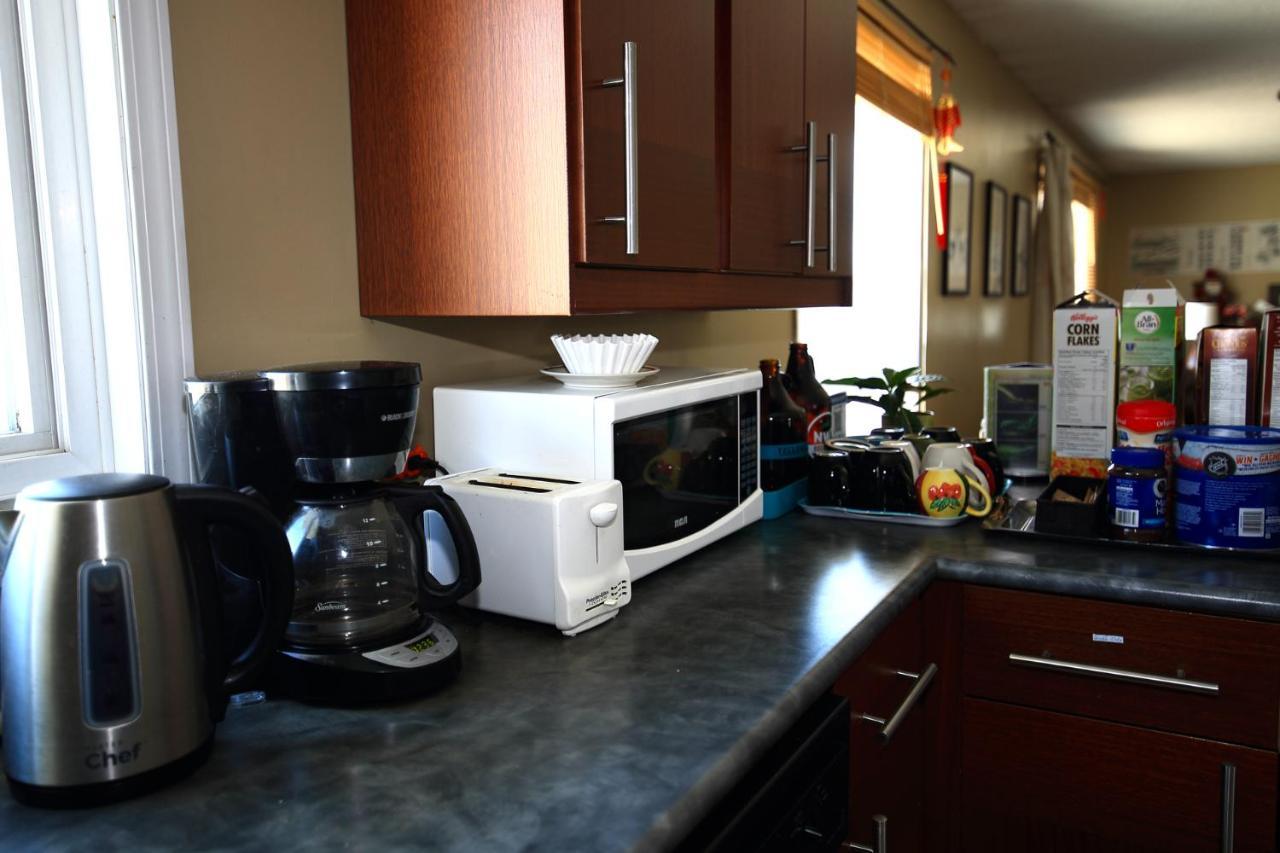 Jenny Guest House Yellowknife Buitenkant foto